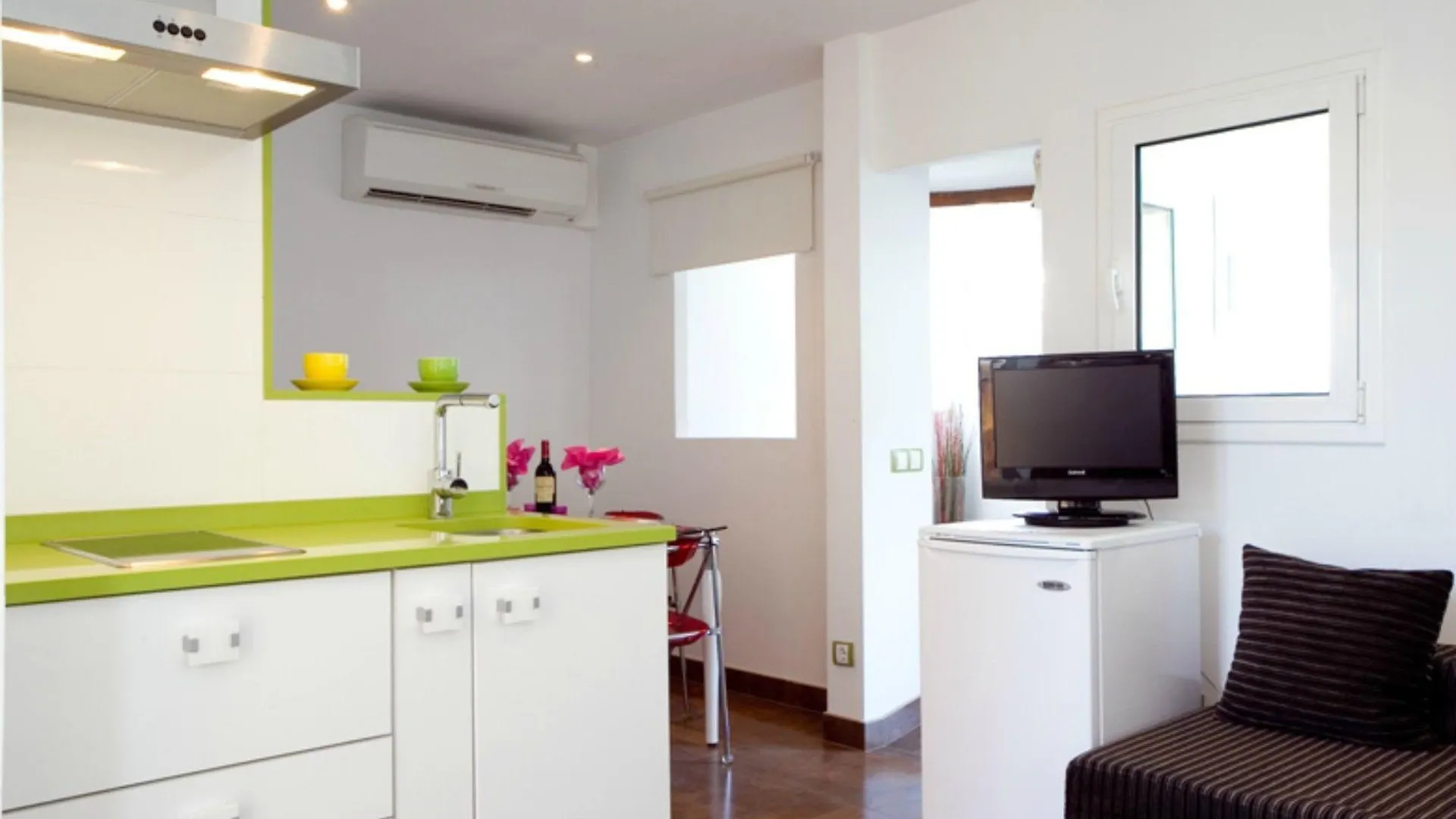 Watermelon - Penthouse Apartment Barcelona